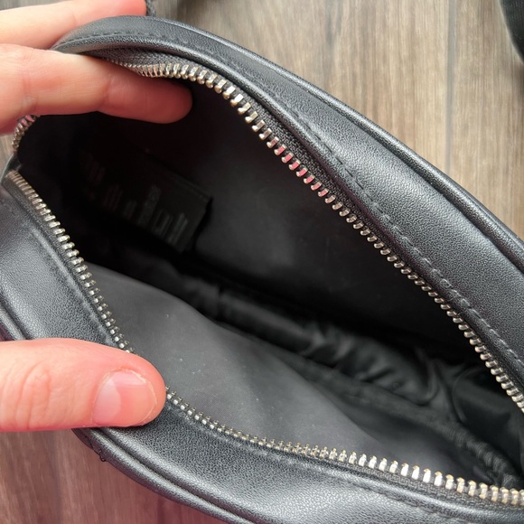 Crossbody black bag H&M - Picture 2 of 4